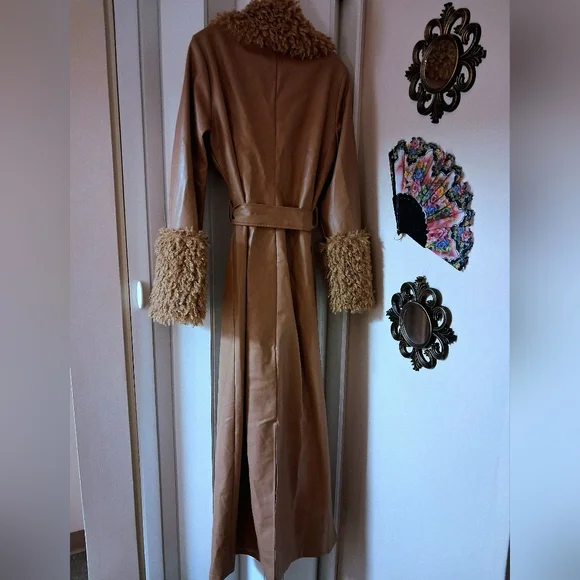 Fashion Nova Tan Trench Coat with Faux Fur Trim - Picture 3 of 7